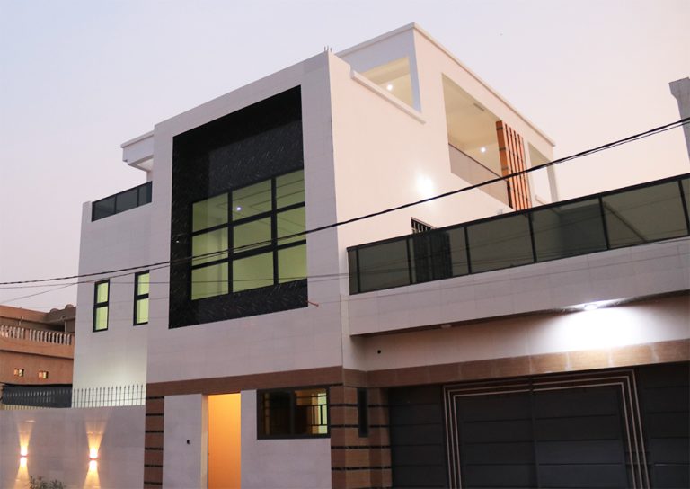 Villa moderne nouvelle construction avec piscine à vendre à Tokoin – Casablanca, Lomé, Togo