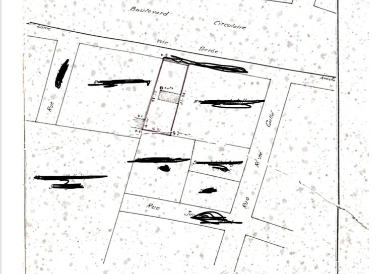 Terrain commercial à vendre au Boulevard Circulaire Lomé – 763 m² avec titre foncier