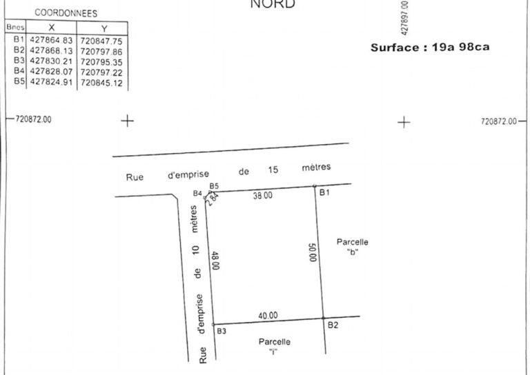 Terrain à vendre à Abomey-Calavi Akassato – 2 000 m² avec Titre Foncier